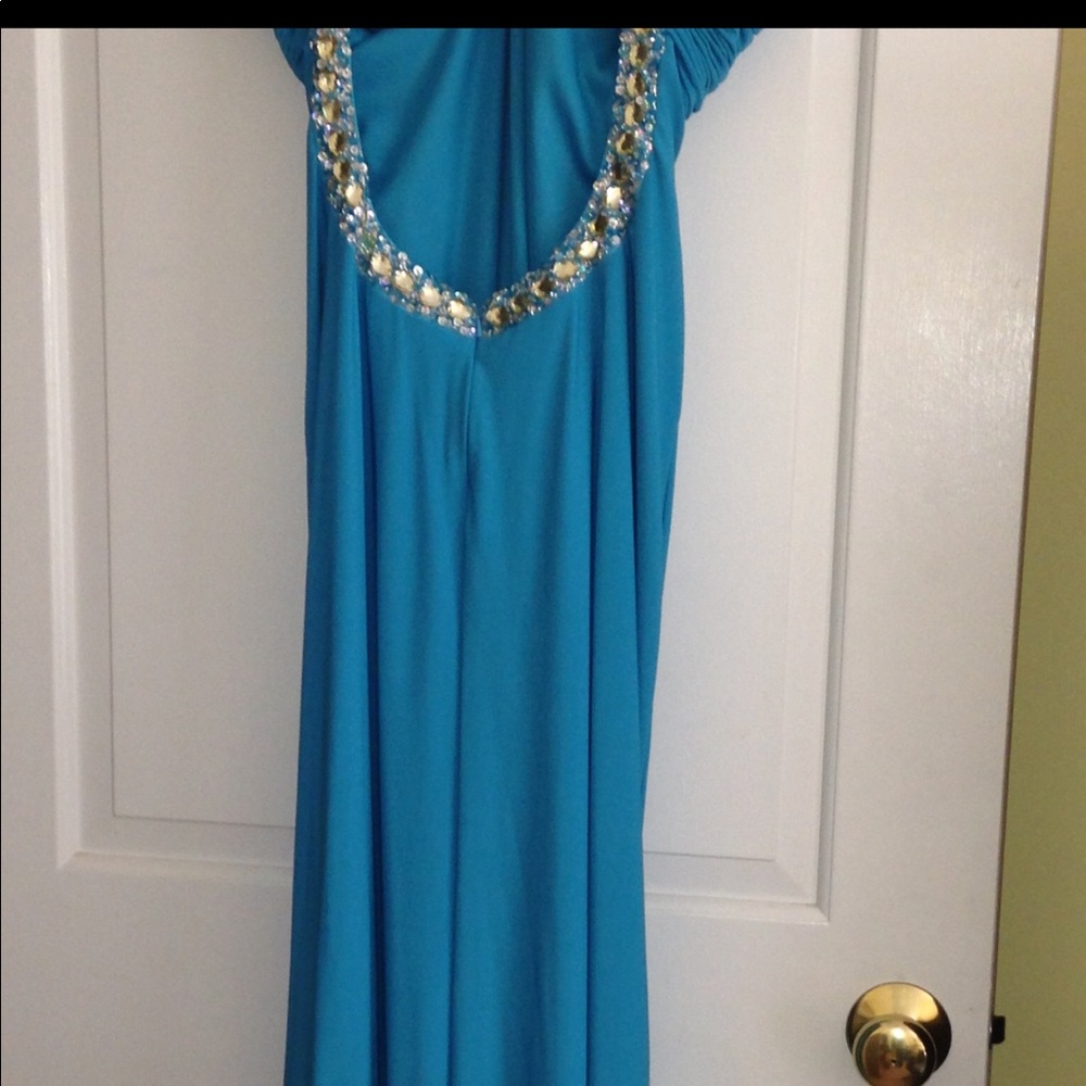 PROM DRESS - Picture 3 of 3